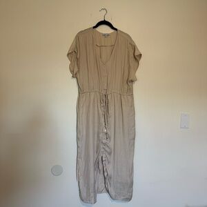 Lucy Paris | Cream Sleeveless Dress